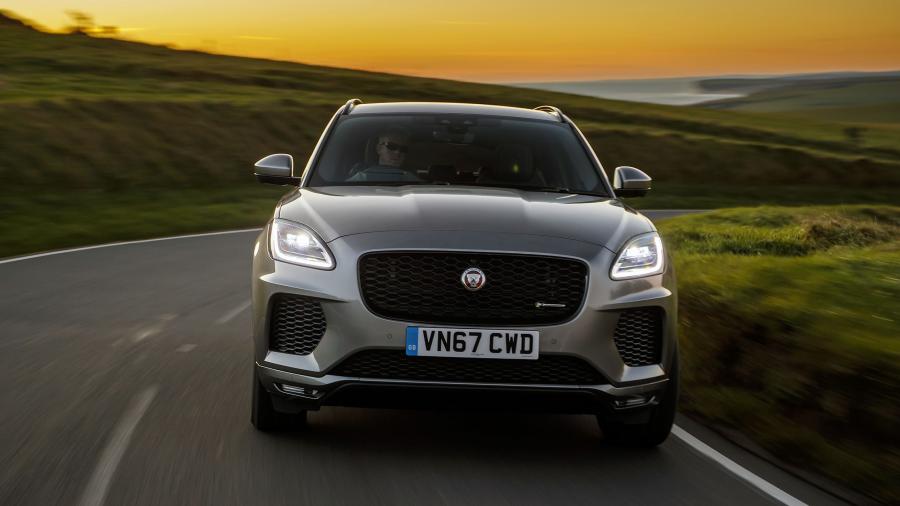  Jaguar E-Pace R-Dynamic P300 AWD 2017 года  (UK) (фото 7 из 44)